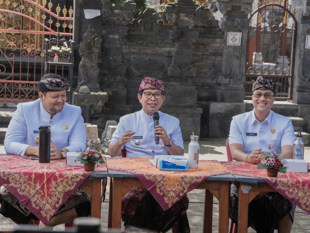 100 Hari kepemimpinan Bupati I Wayan Adi Arnawa dan Wabup Bagus Alit Sucipta